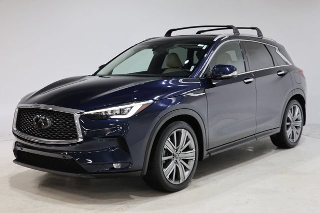 Used 2021 INFINITI QX50 Sensory AWD/4WD image 3
