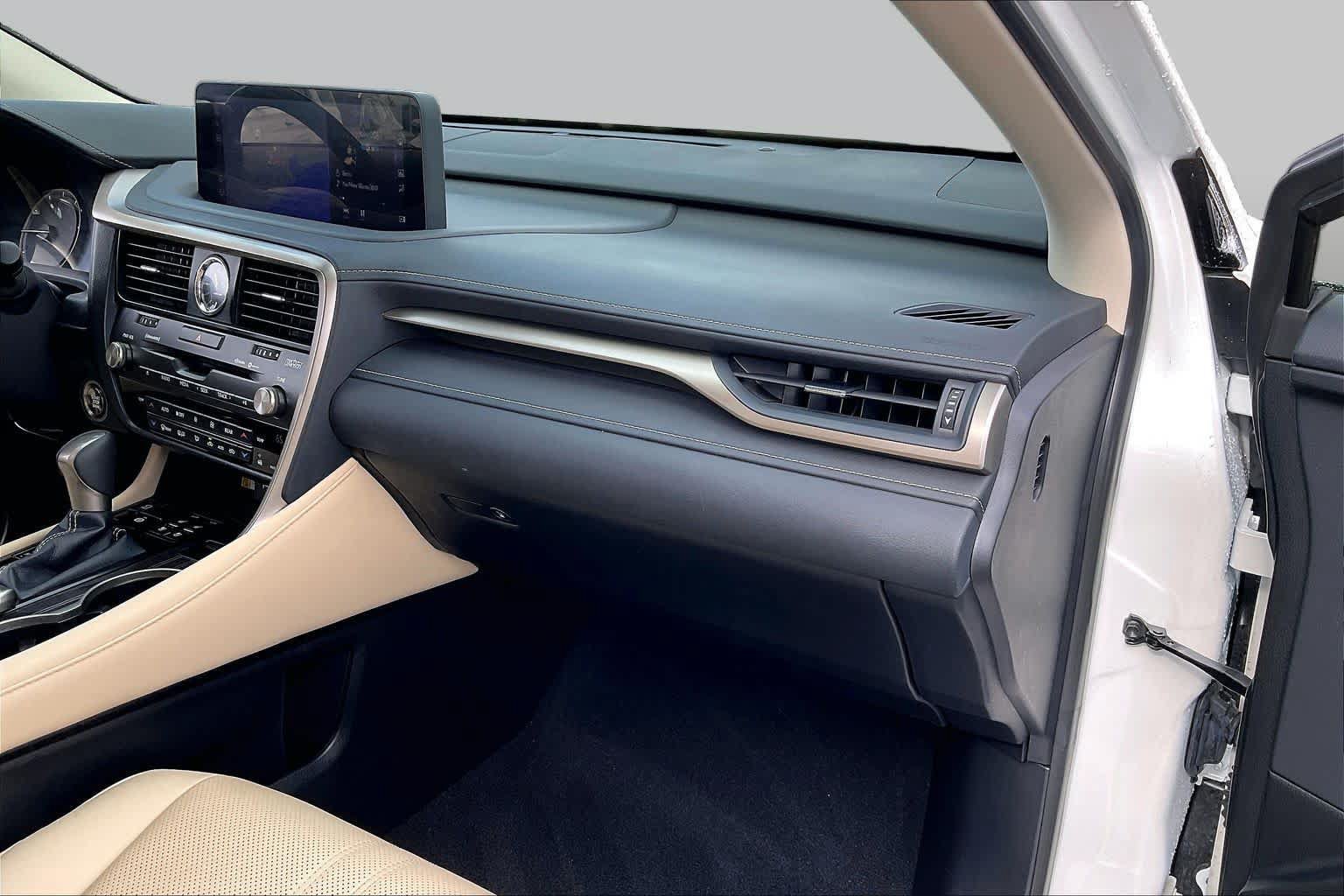 Used 2022 Lexus RX 350L Luxury w/ Accessory Package (Z1) FWD image 15