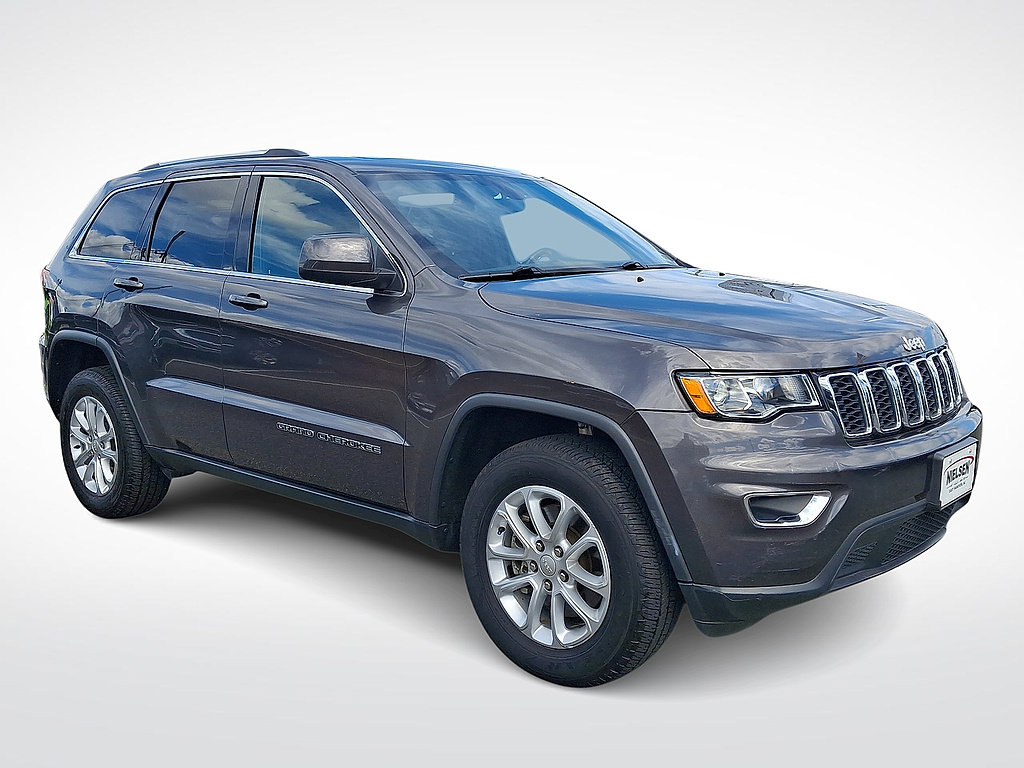 Used 2021 Jeep Grand Cherokee Laredo AWD/4WD image 1