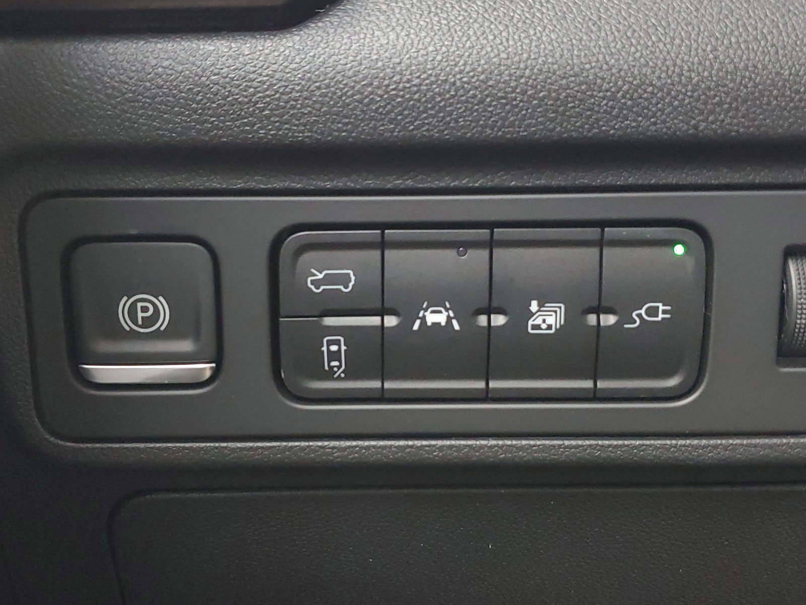 New 2025 GMC Hummer EV 2X image 36