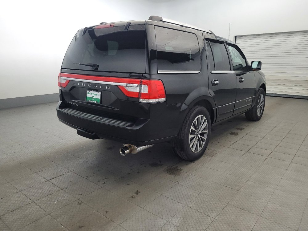 Used 2017 Lincoln Navigator Select AWD/4WD image 9