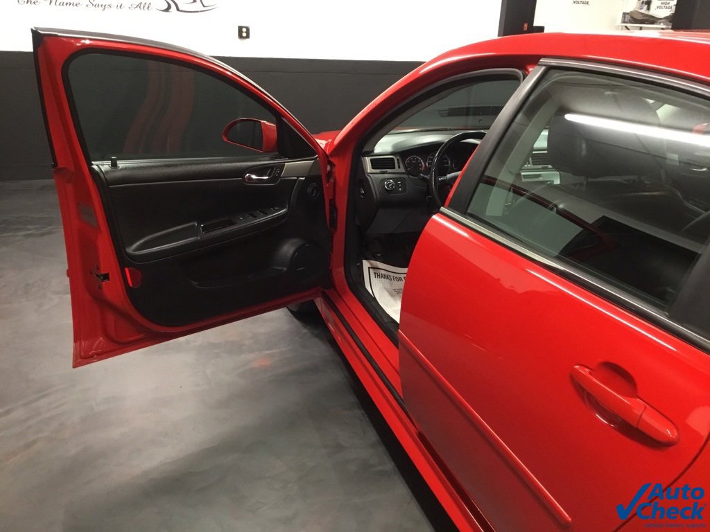 Used 2009 Chevrolet Impala SS w/ Convenience Package image 17