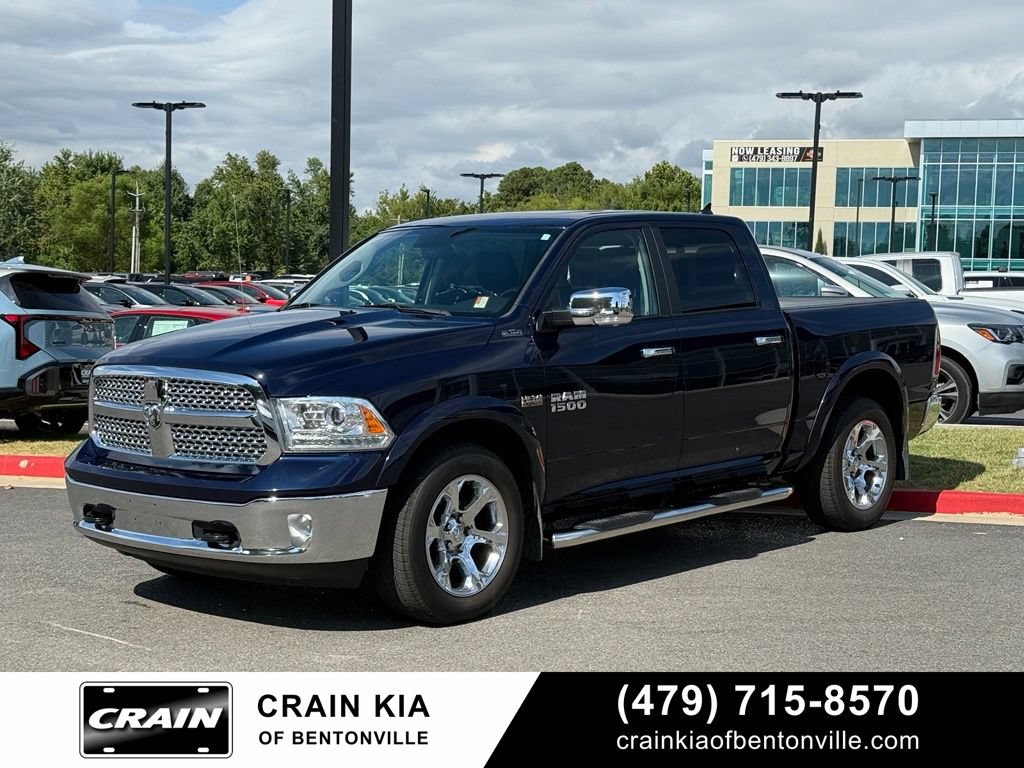 Used 2016 RAM 1500 Laramie w/ Convenience Group AWD/4WD image 3