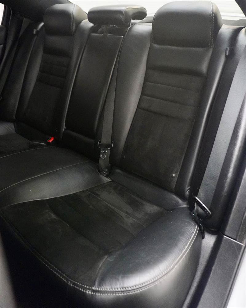Used 2011 Dodge Charger R/T RWD image 8