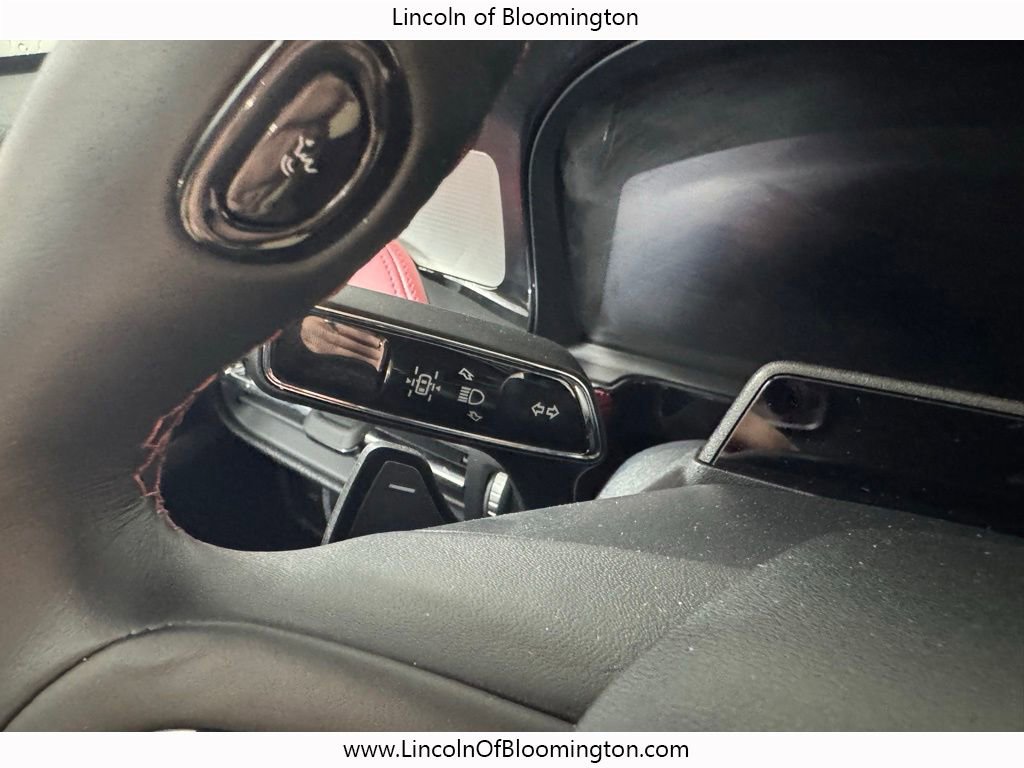 New 2025 Lincoln Corsair Reserve w/ Equipment Group 202A image 42