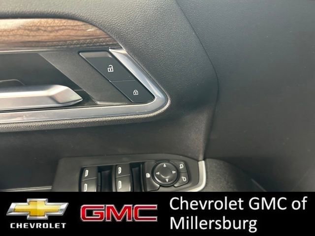 Used 2023 Chevrolet Silverado 1500 LT w/ Z71 Off-Road Package AWD/4WD image 11