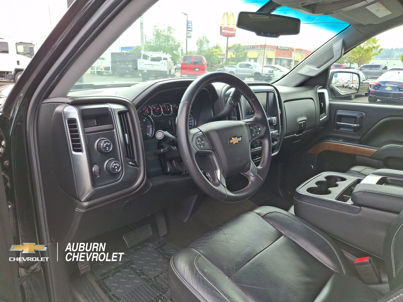 Certified 2017 Chevrolet Silverado 1500 LTZ AWD/4WD image 15
