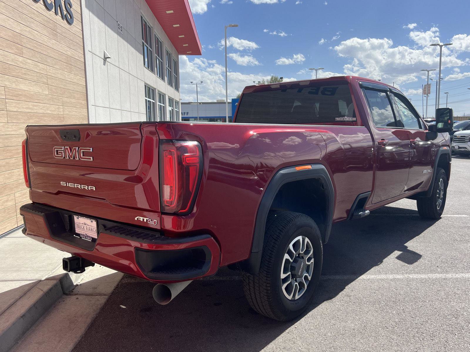 Used 2023 GMC Sierra 2500 AT4 w/ Gooseneck/5TH Wheel Package image 5