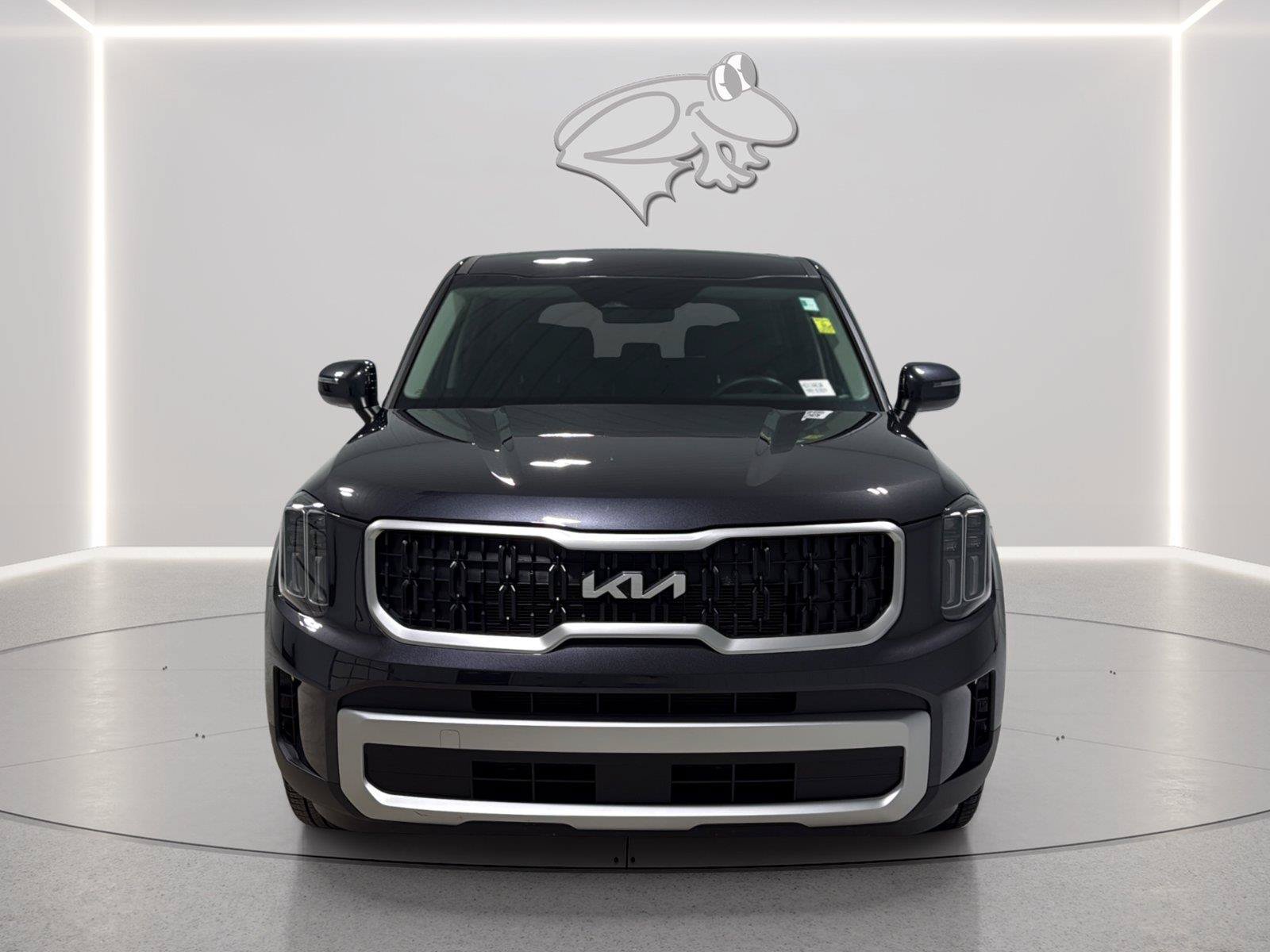 Used 2025 Kia Telluride LX FWD image 8