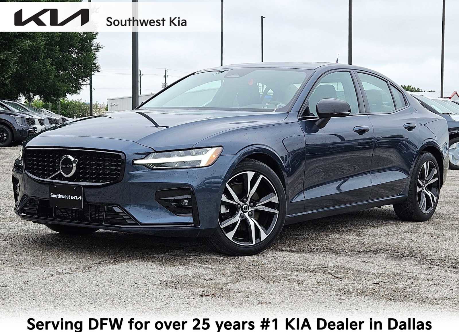 Used 2024 Volvo S60 B5 Core FWD image 1