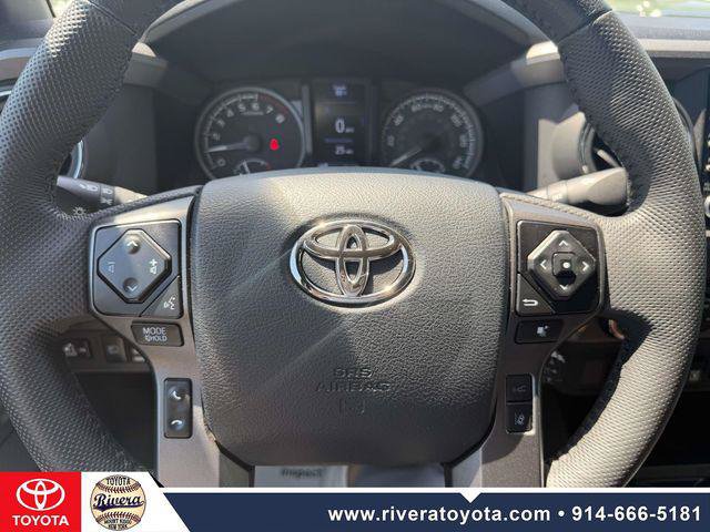 Certified 2023 Toyota Tacoma TRD Off-Road AWD/4WD image 15