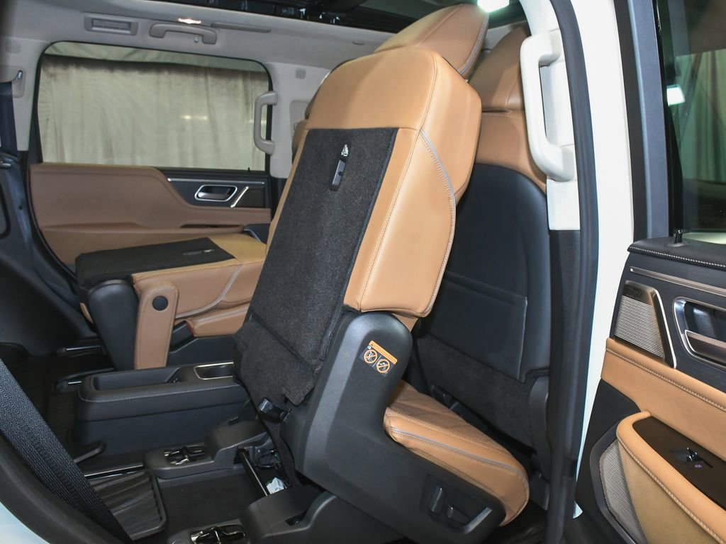 Used 2025 INFINITI QX80 Sensory image 65