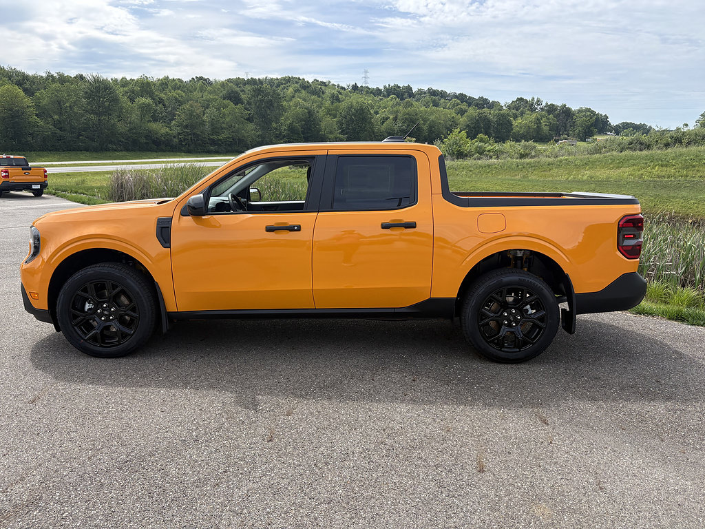 New 2026 Ford Maverick XLT w/ XLT Luxury Package AWD/4WD image 2