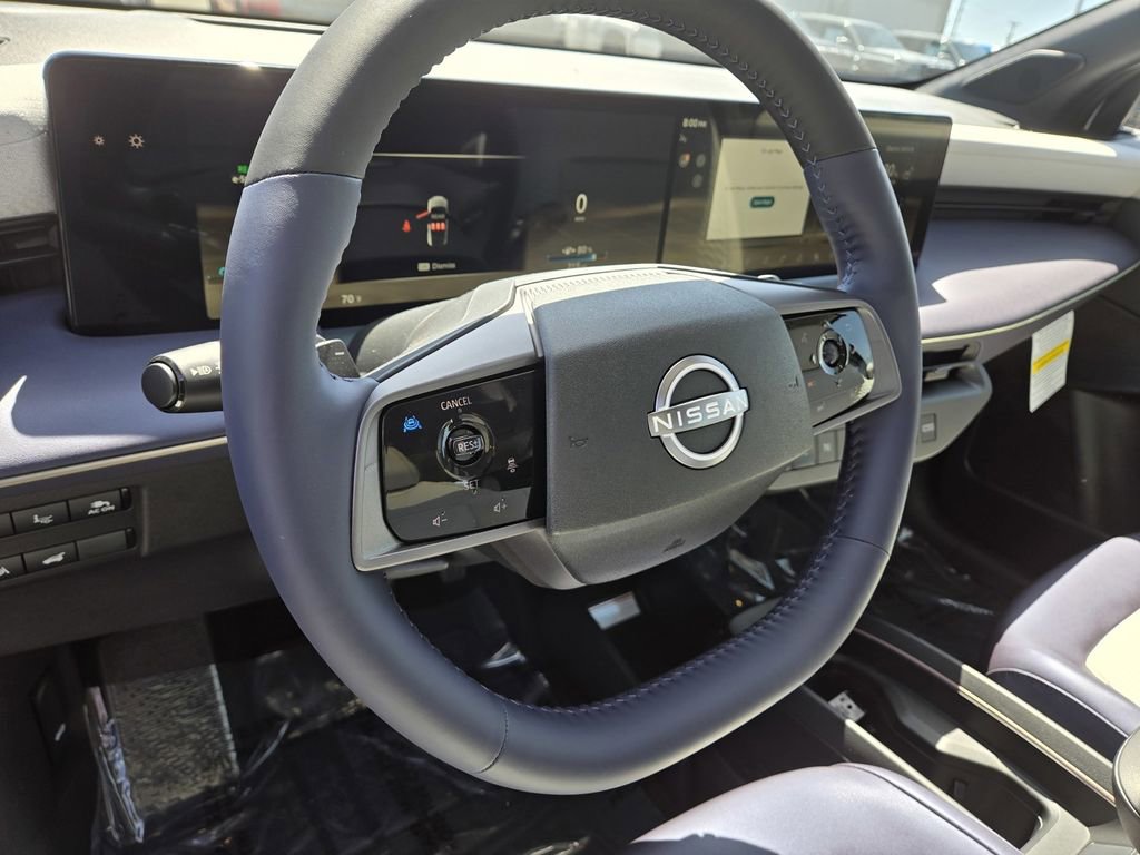 New 2026 Nissan Leaf Platinum+ w/ Illuminated Package FWD image 11