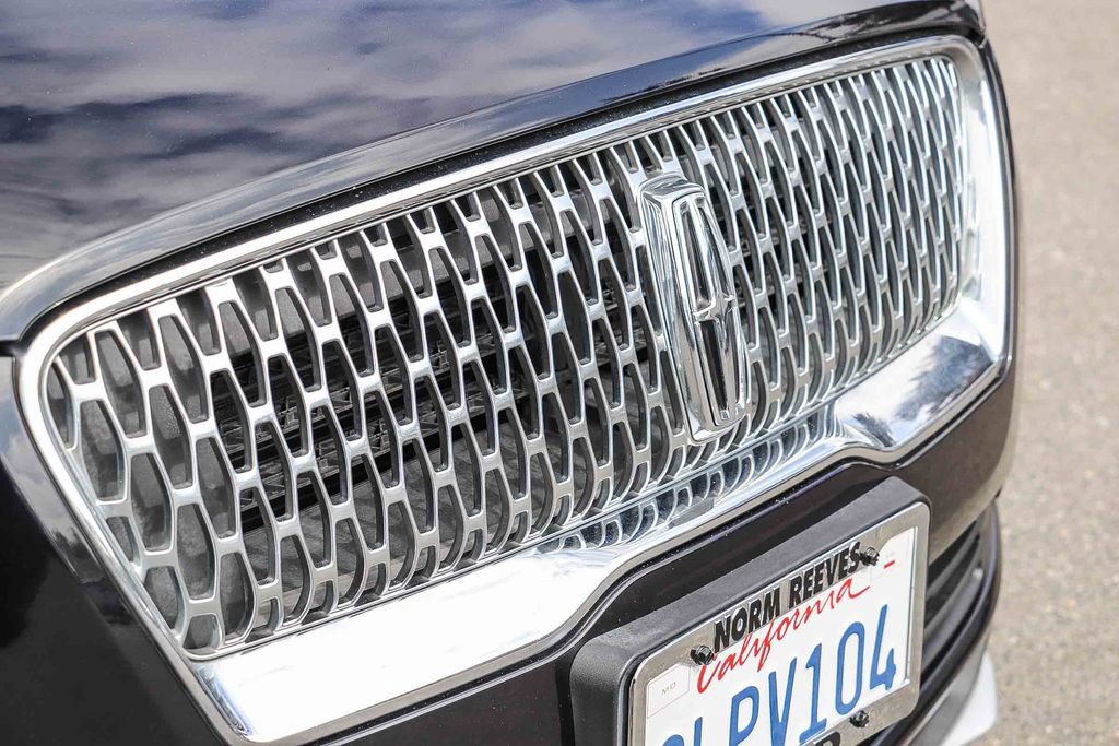 Used 2019 Lincoln MKC Reserve FWD image 6