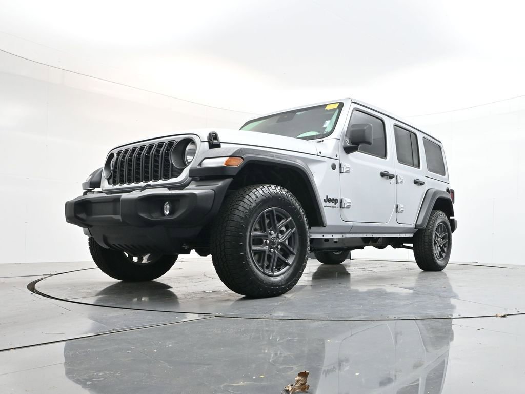 Used 2024 Jeep Wrangler Sport S image 33