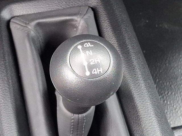 Used 2024 RAM 2500 Tradesman w/ Chrome Appearance Group AWD/4WD image 18