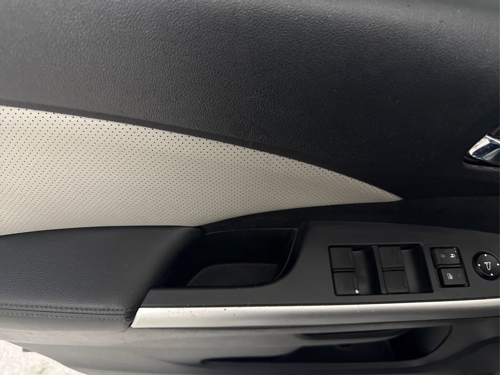 Used 2015 Honda CR-V EX-L image 40