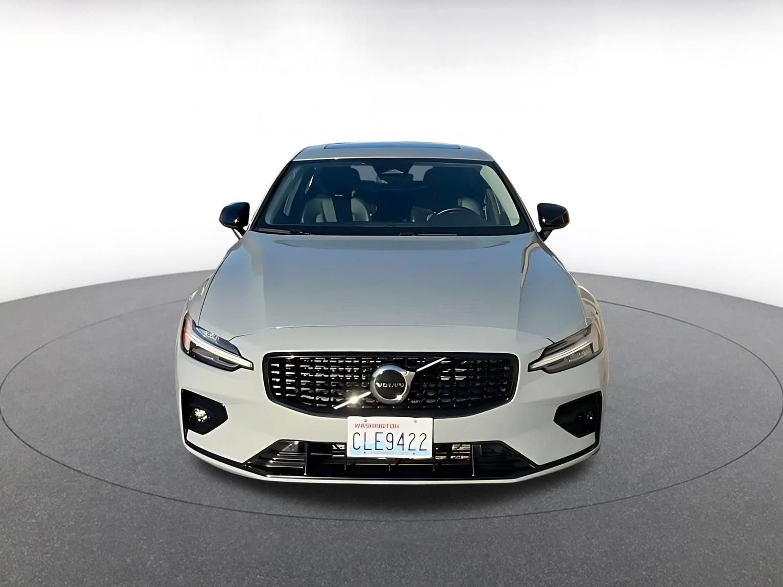 Used 2024 Volvo S60 B5 Core FWD image 4