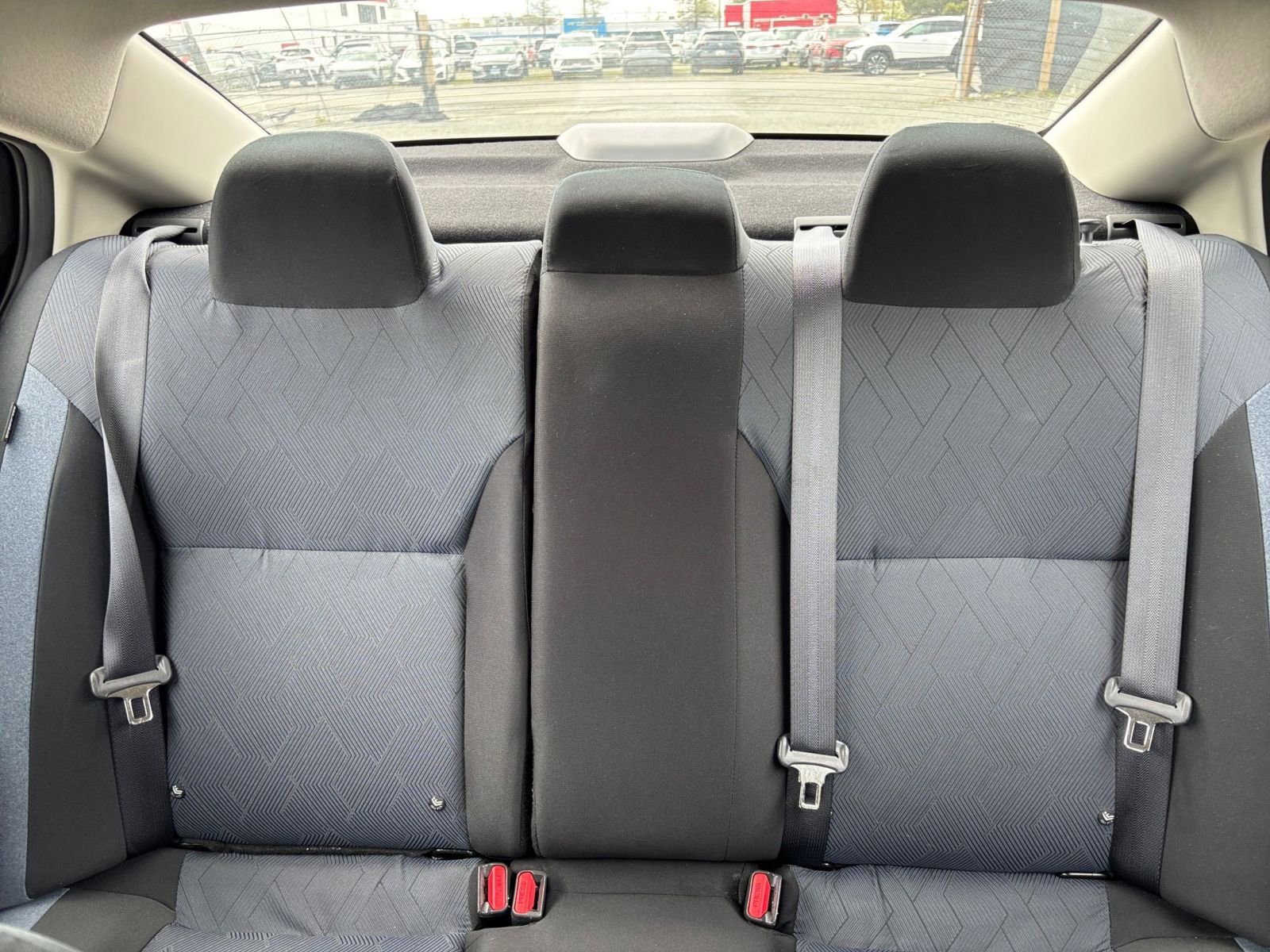 Used 2025 Nissan Versa SV FWD image 33
