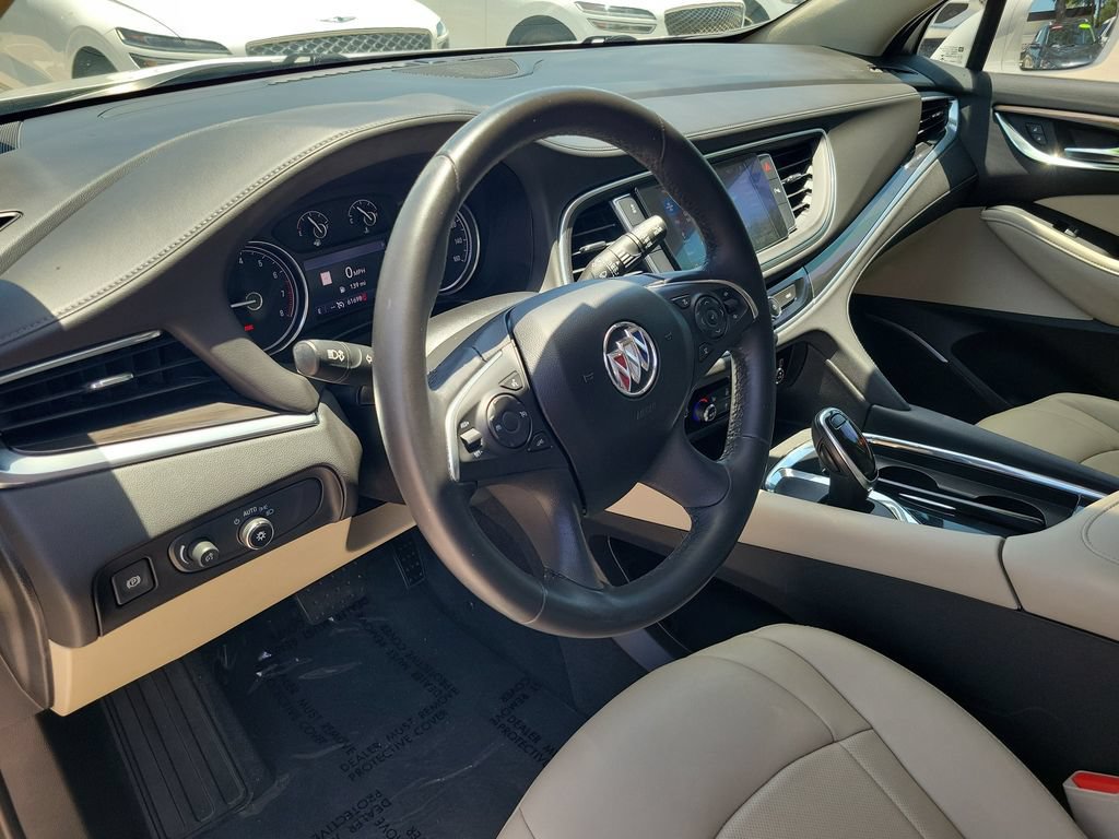 Used 2020 Buick Enclave Essence w/ Sound and Sites Package FWD image 17