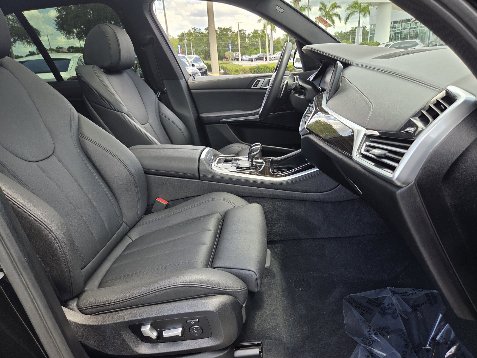 Used 2020 BMW X5 sDrive40i w/ Premium Package RWD image 17