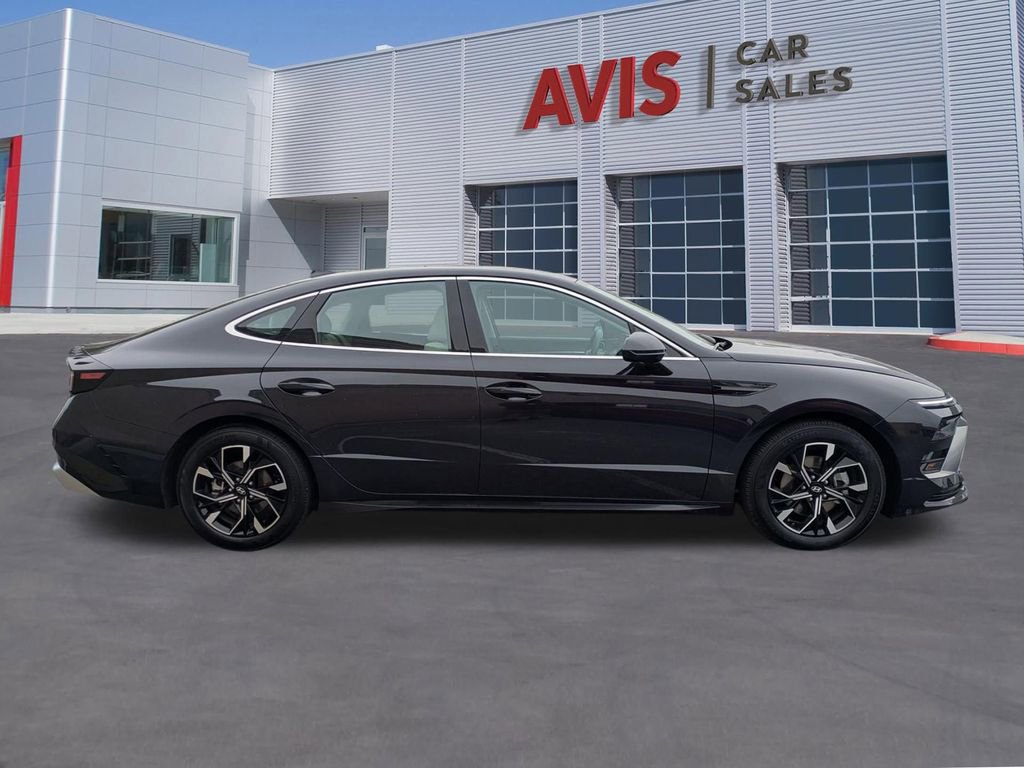 Used 2025 Hyundai Sonata SEL FWD image 7