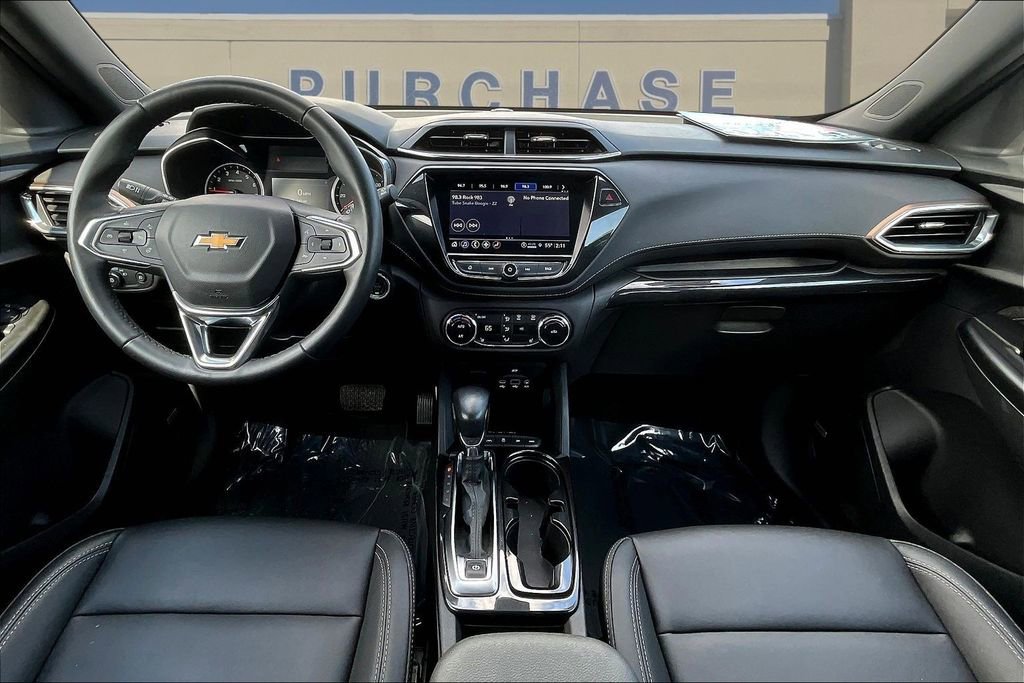 Used 2022 Chevrolet TrailBlazer ACTIV w/ Technology Package image 9