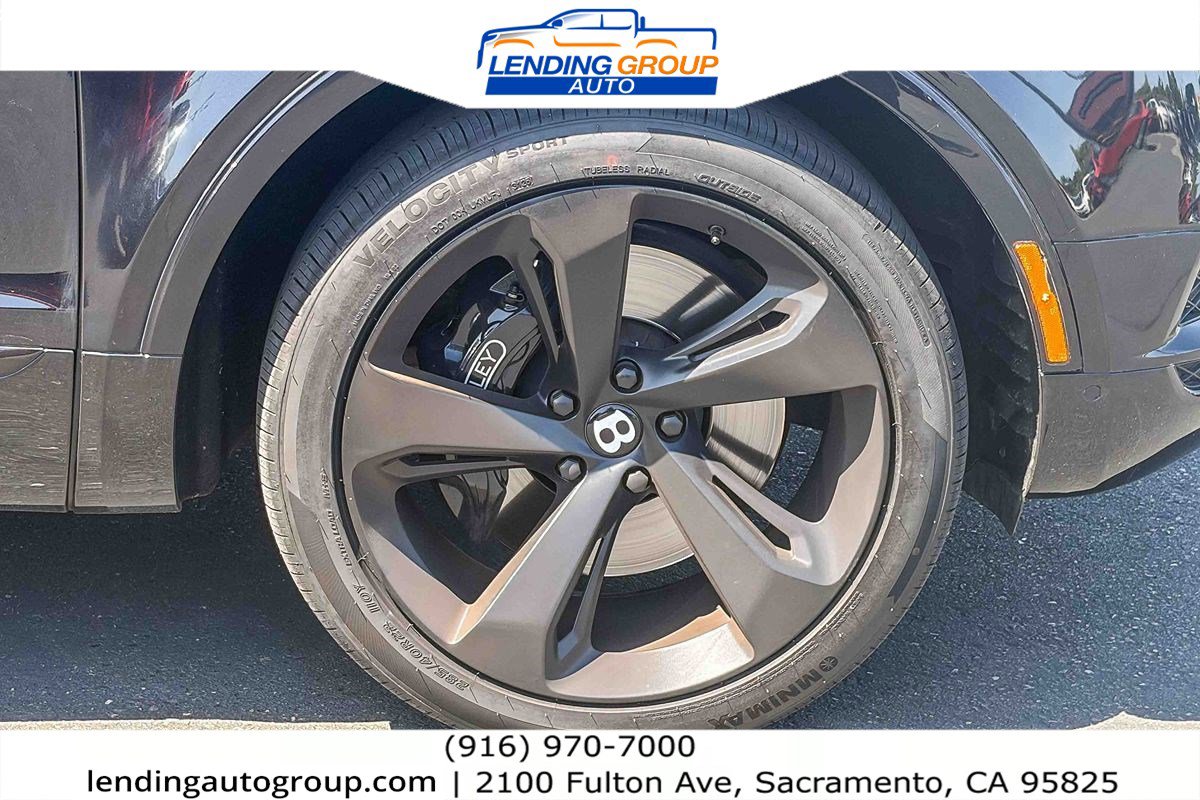 Used 2019 Bentley Bentayga AWD/4WD image 9