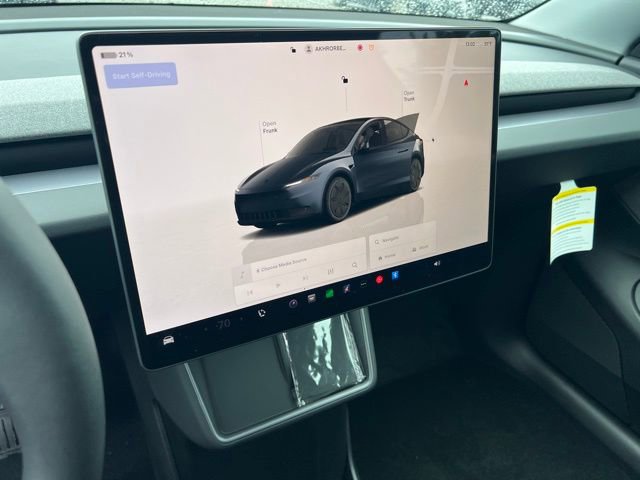 Used 2026 Tesla Model Y 2WD image 18