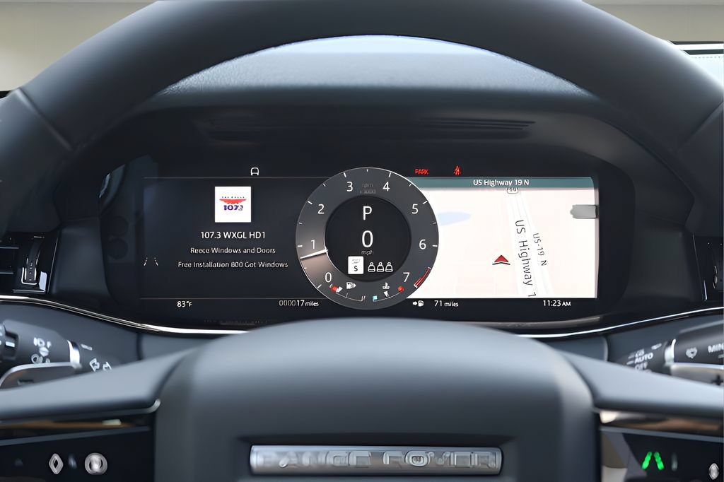 New 2026 Land Rover Range Rover Evoque Dynamic SE AWD/4WD image 22