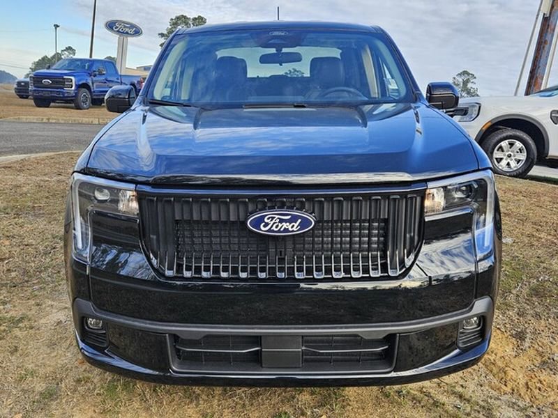 New 2026 Ford Maverick Lobo image 2