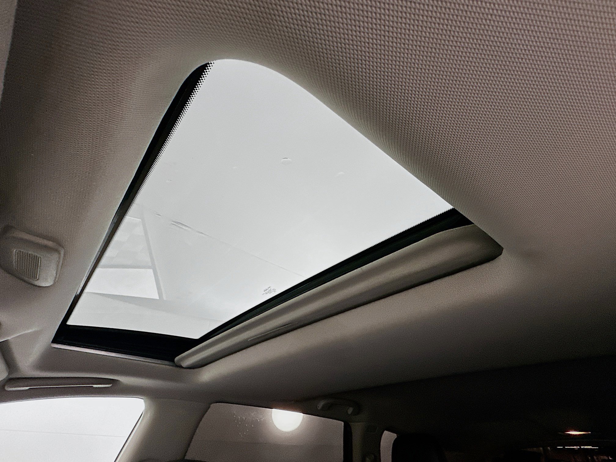 Used 2017 INFINITI QX60 Luxe w/ Premium Plus Package image 27