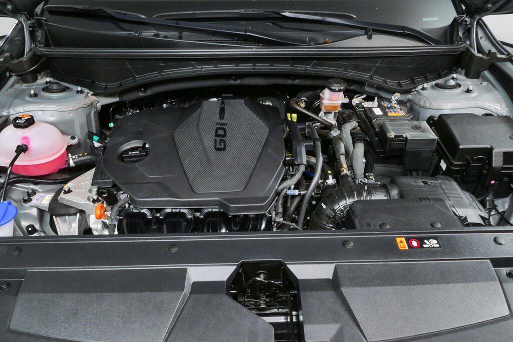 Used 2024 Hyundai Santa Cruz SEL w/ Activity Package FWD image 33