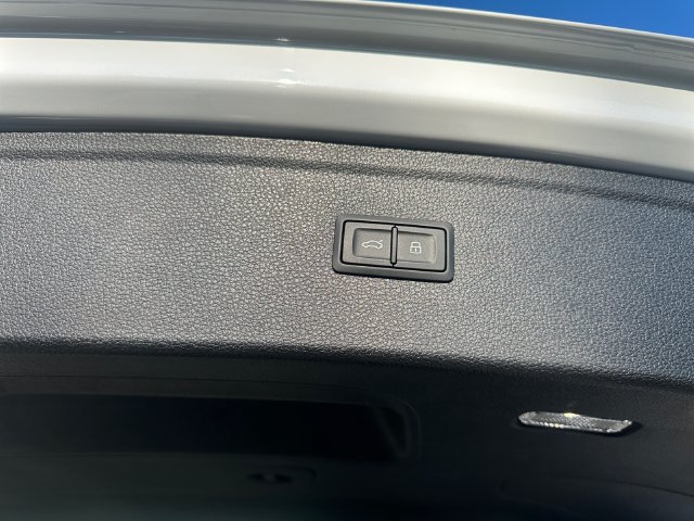 Used 2024 Audi Q5 2.0T Premium Plus AWD/4WD image 23
