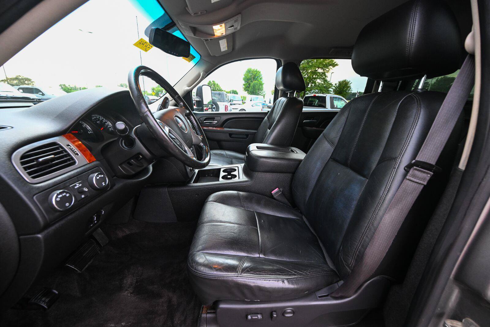 Used 2013 GMC Sierra 2500 SLT w/ SLT Convenience Package AWD/4WD image 17