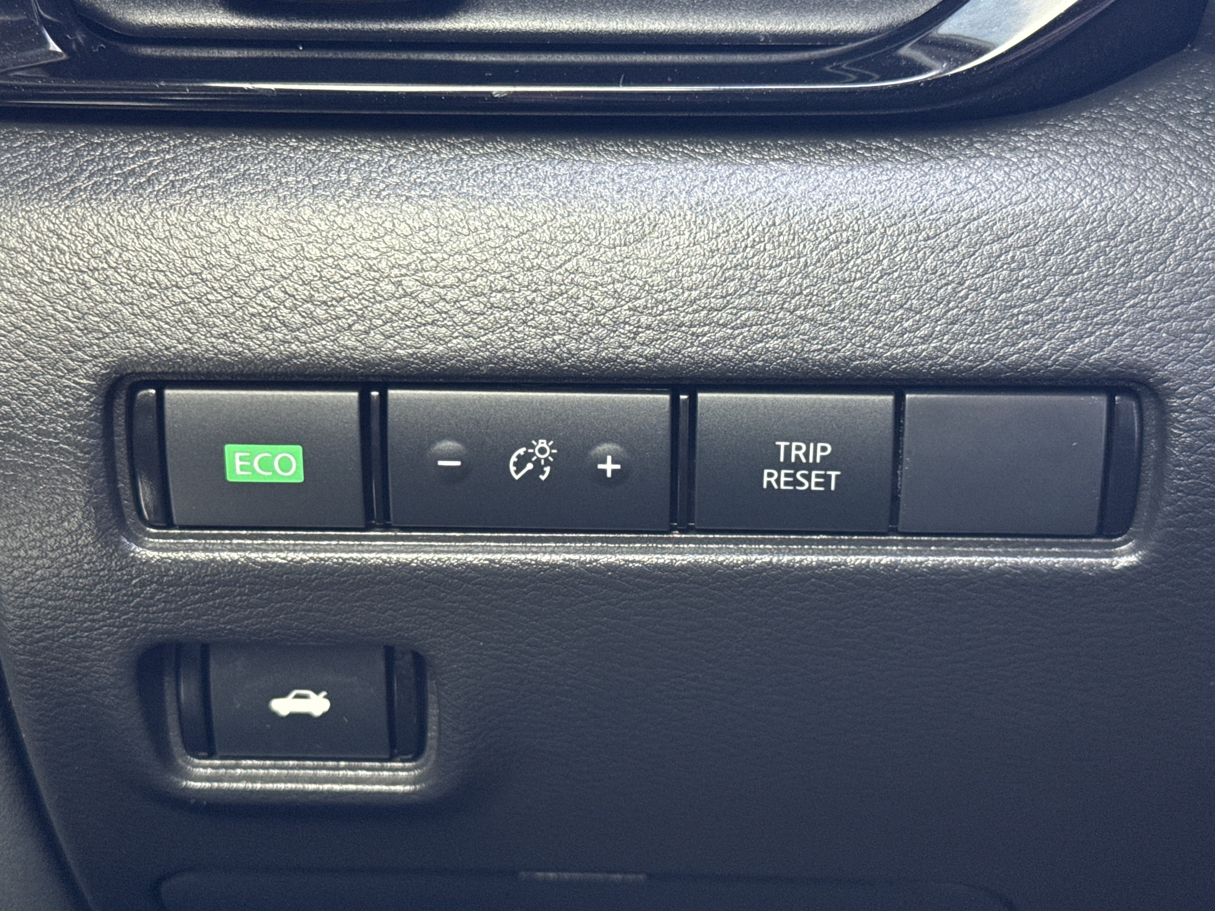 Used 2023 Nissan Sentra SV image 23