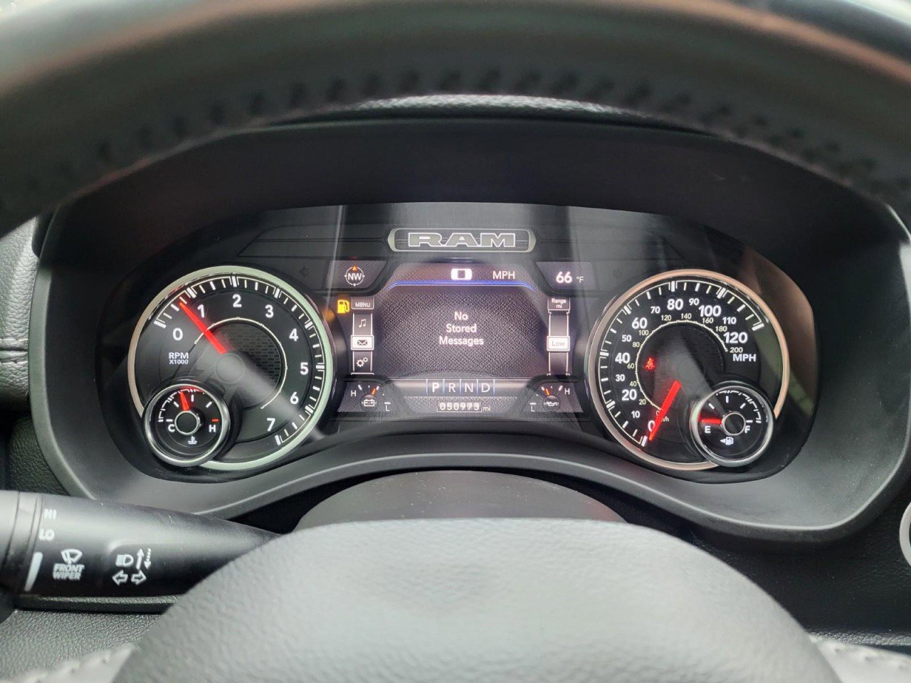 Used 2022 RAM 1500 Laramie AWD/4WD image 26