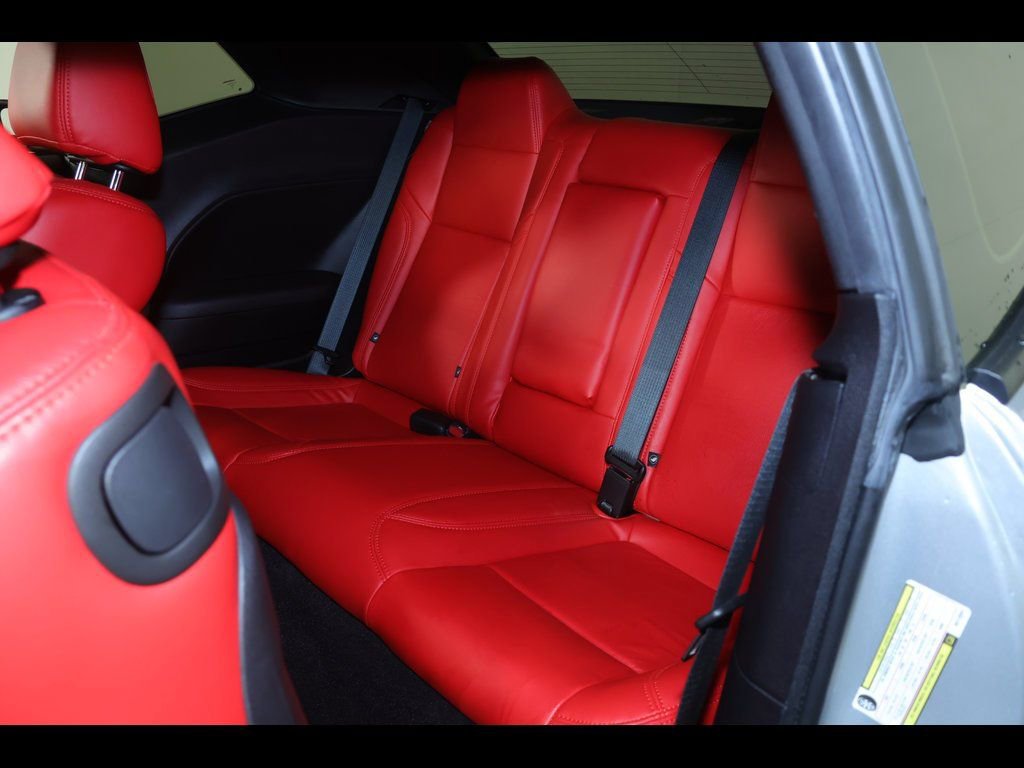 Used 2022 Dodge Challenger R/T w/ Driver Convenience Group image 12