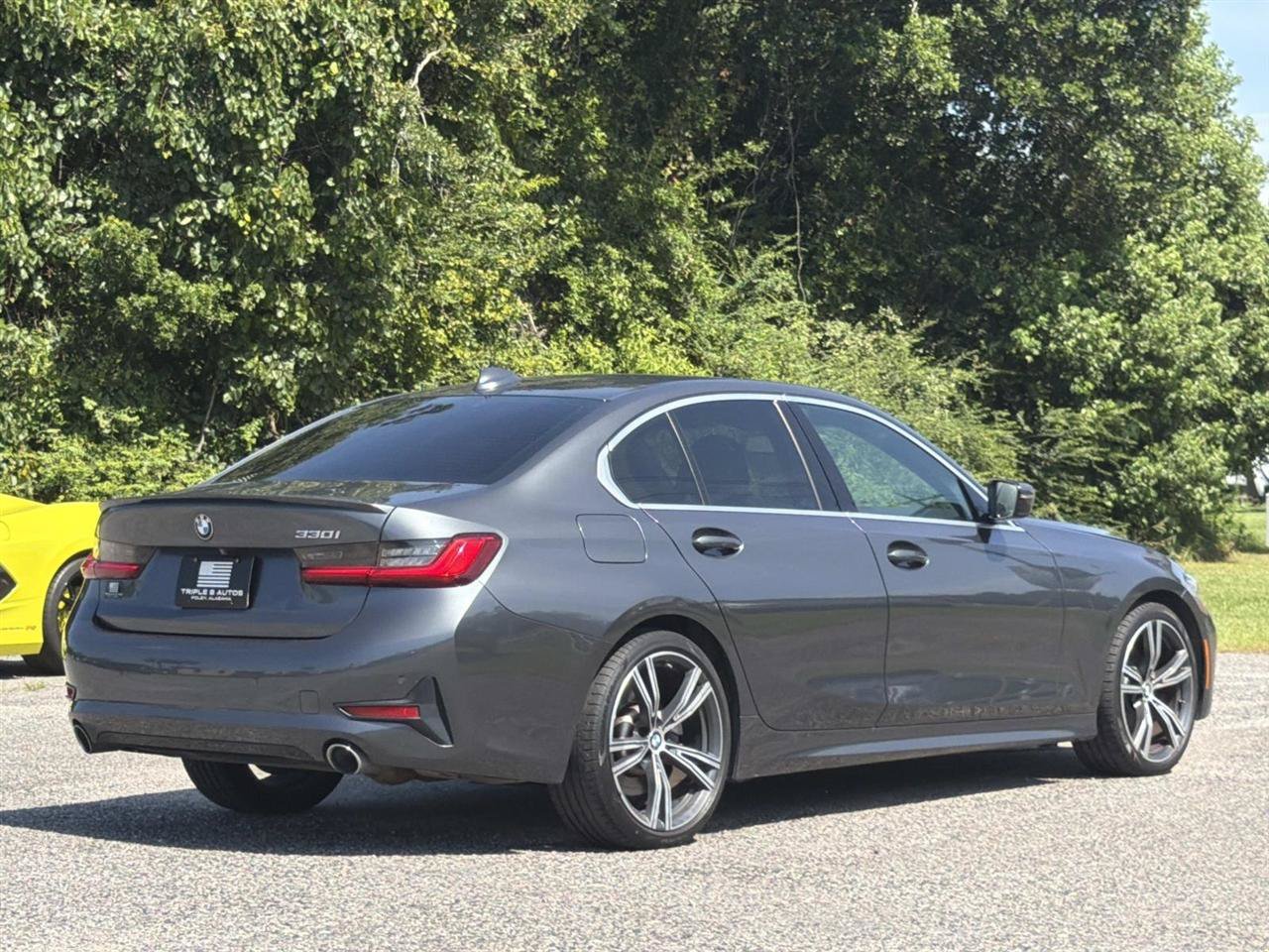Used 2020 BMW 330i Sedan w/ Convenience Package RWD image 6
