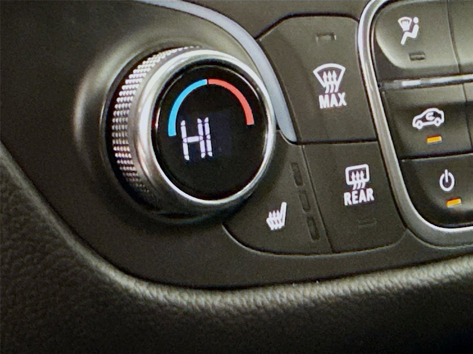 Used 2023 Chevrolet Equinox RS image 19