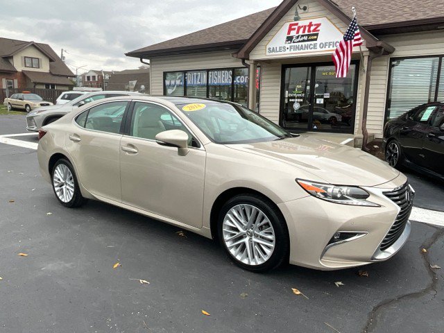 Used 2018 Lexus ES 350 w/ Luxury Package w/Wood Trim FWD image 38