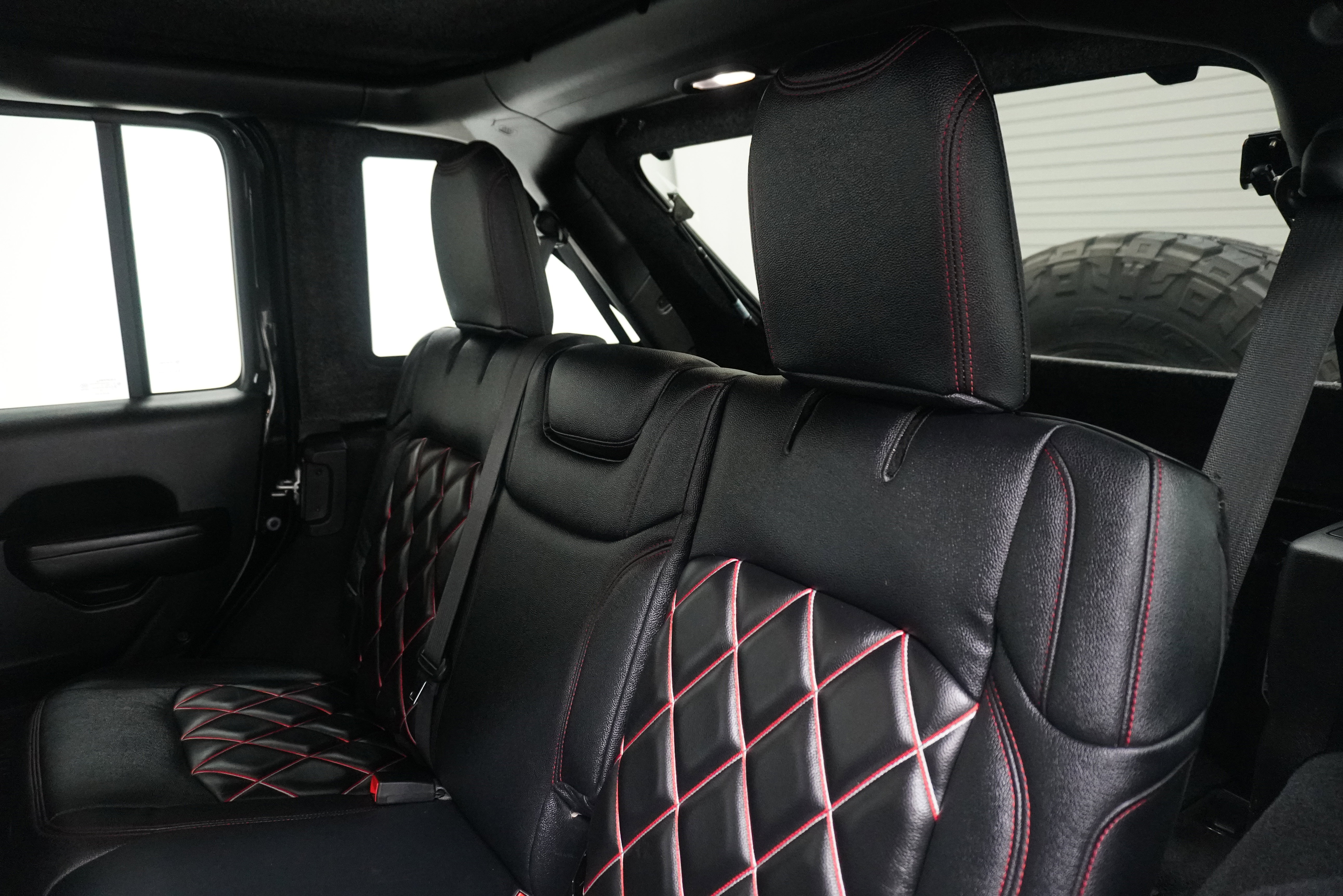 Used 2019 Jeep Wrangler Unlimited Sport S AWD/4WD image 16