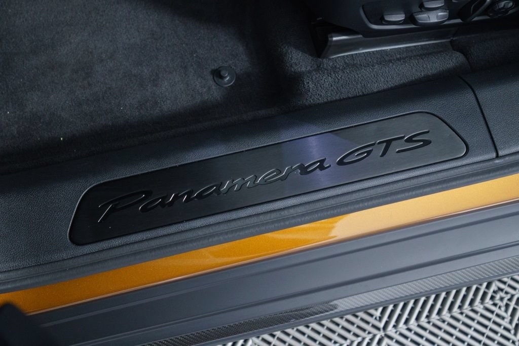 Certified 2025 Porsche Panamera GTS AWD/4WD image 27
