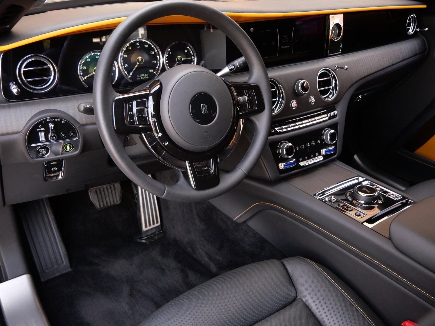 Used 2022 Rolls-Royce Ghost w/ Ghost Package image 17