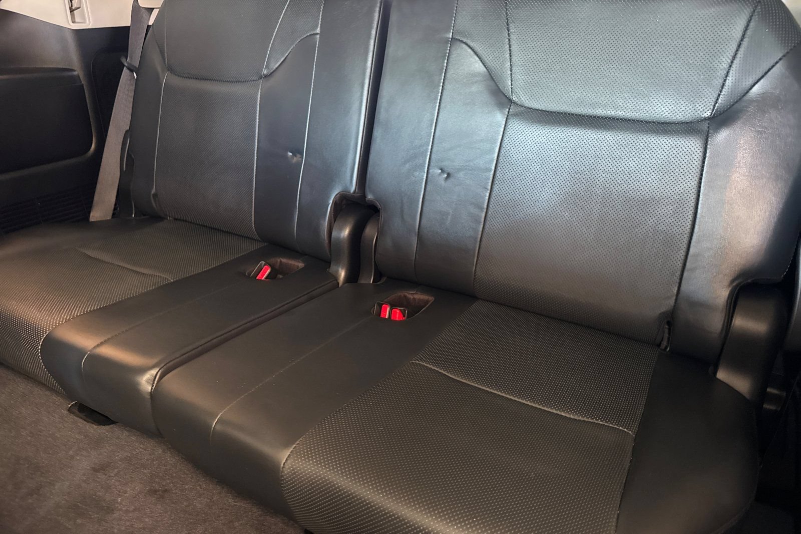 Used 2019 Lexus LX 570 4WD image 15