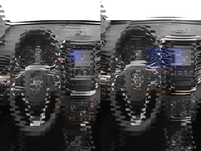 Used 2017 Jeep Cherokee Limited image 7