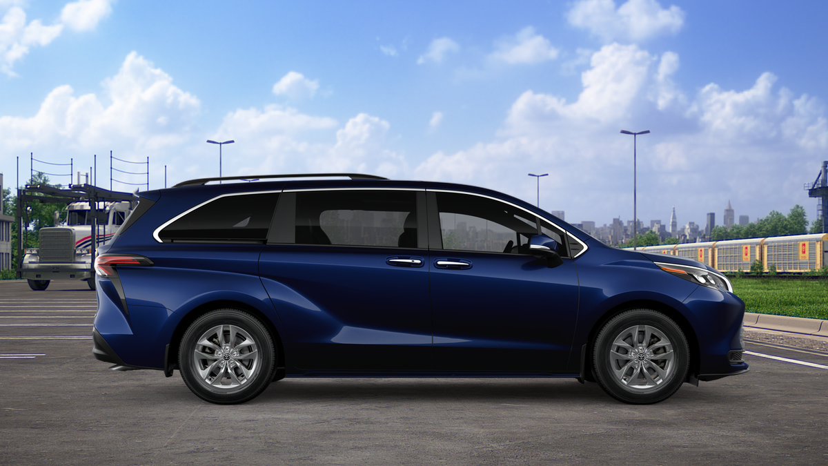 New 2026 Toyota Sienna XLE AWD/4WD image 14