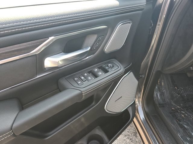 New 2026 RAM 1500 Laramie w/ Night Edition AWD/4WD image 9