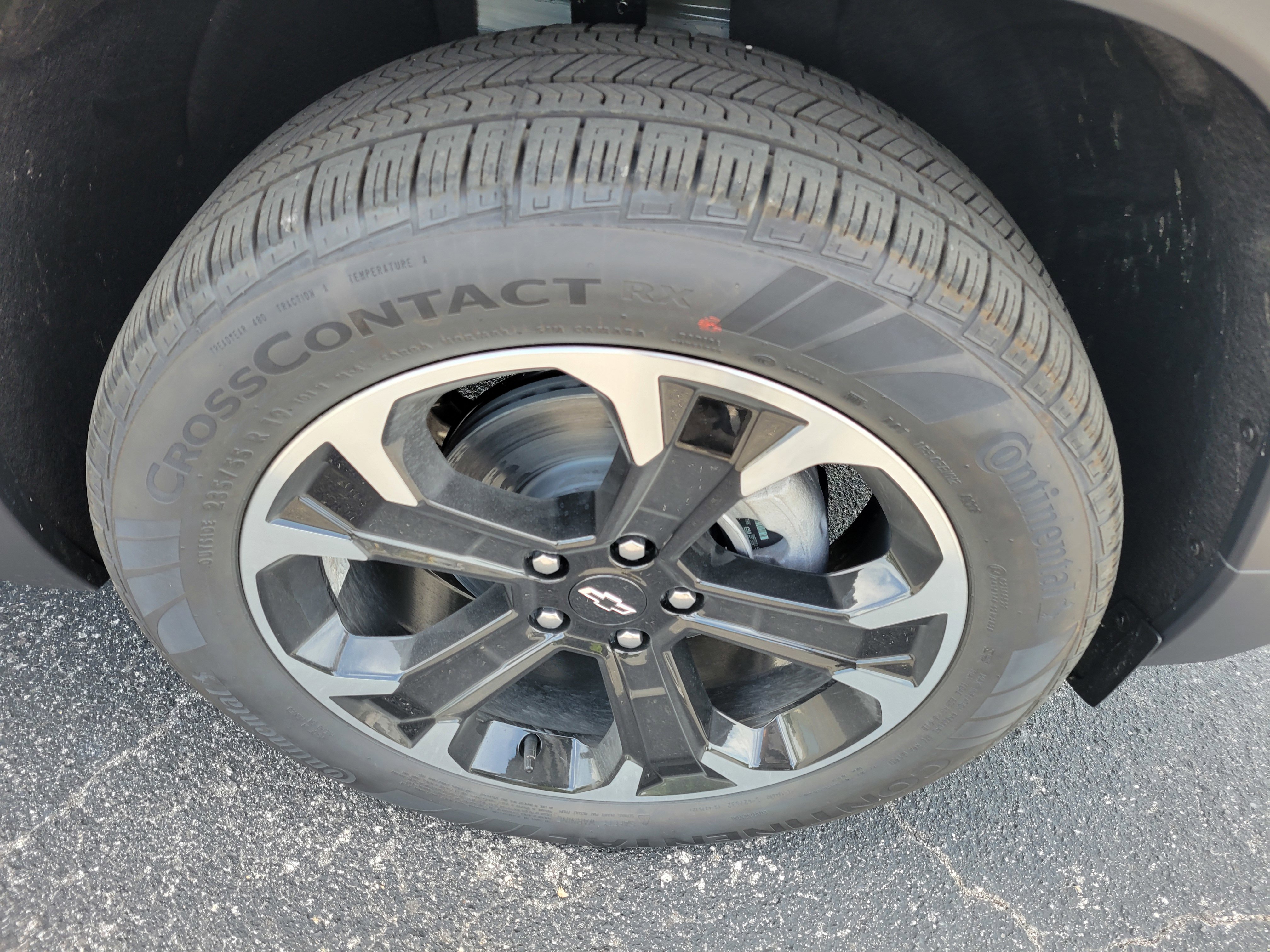 Used 2026 Chevrolet Equinox LT w/ Convenience Package II FWD image 39